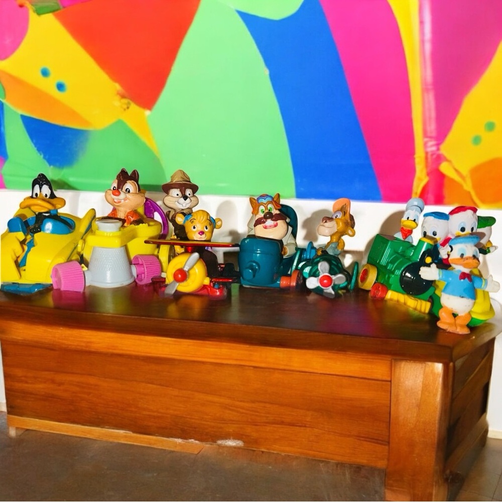 Lot of Disney Vintage 1990s Action Figures - Picture 2 of 4